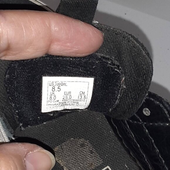 Little boys shoes size 8.5 black high tops Van off the Wall zipper elastic laces - Picture 5 of 9